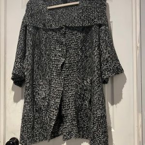 Womens button down tunic style sweater 3/4 length sleeve